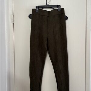 Women's Faux
Suede Leggings size large fits better medium 
LIKE NEW